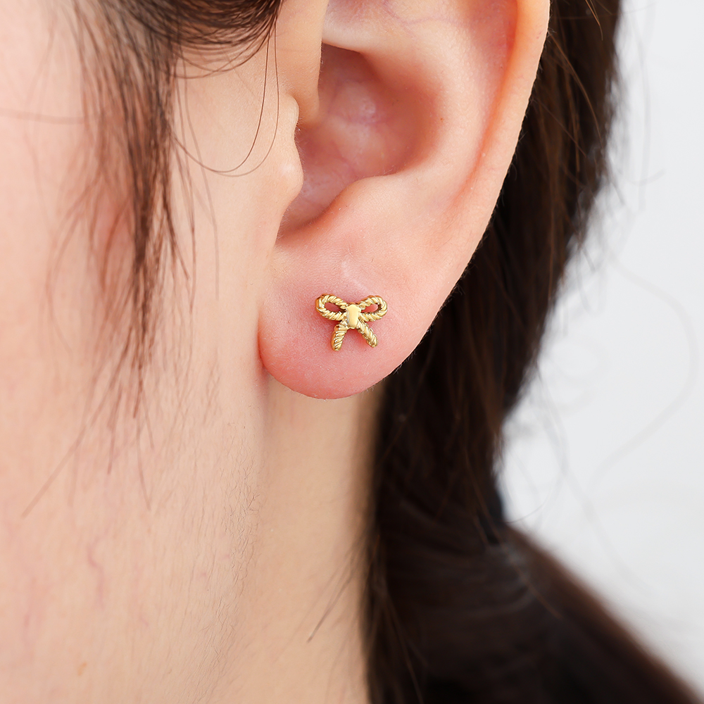 Edelstahl Piercing 6mm Twist Bowtie