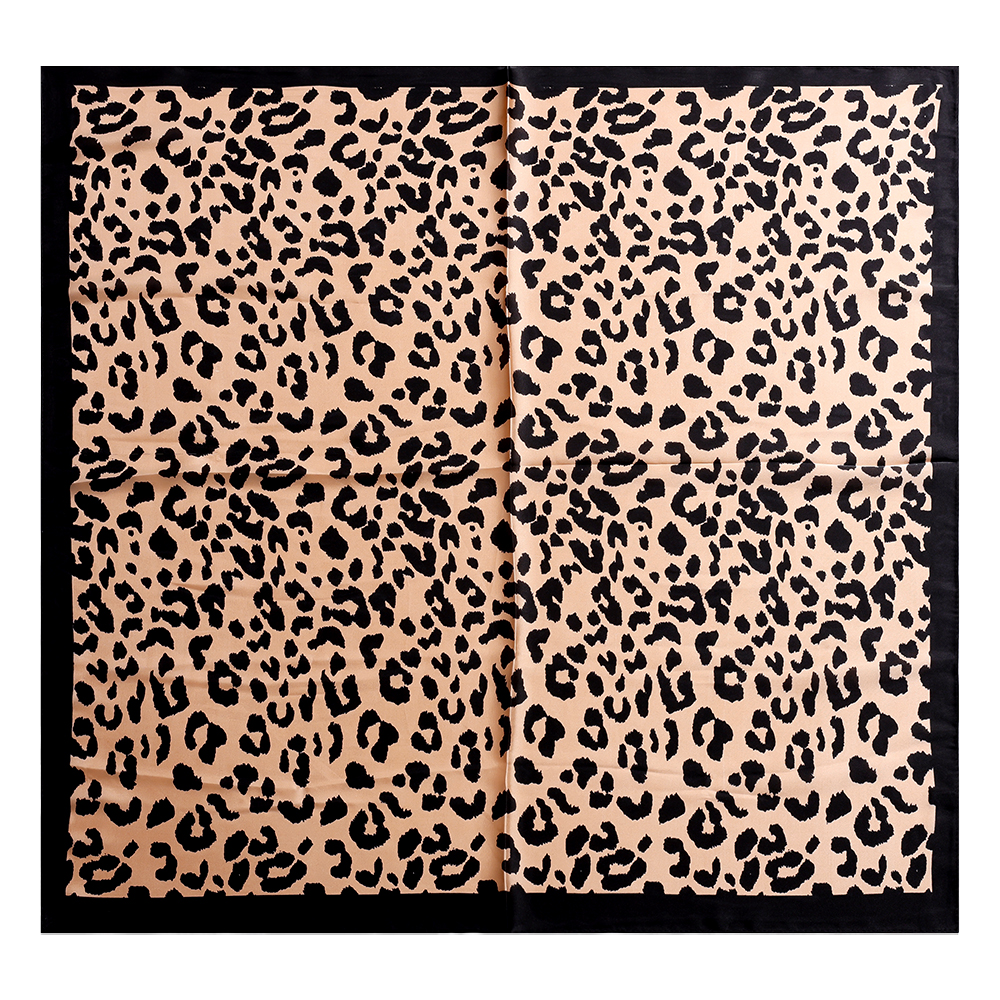 68*68cm Typical Leopard Print Schal