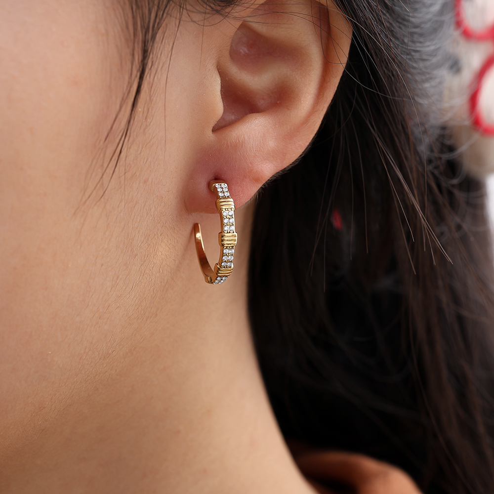 Edelstahl Ohrringe 2cm Little Brikes Diamond Half Hoop