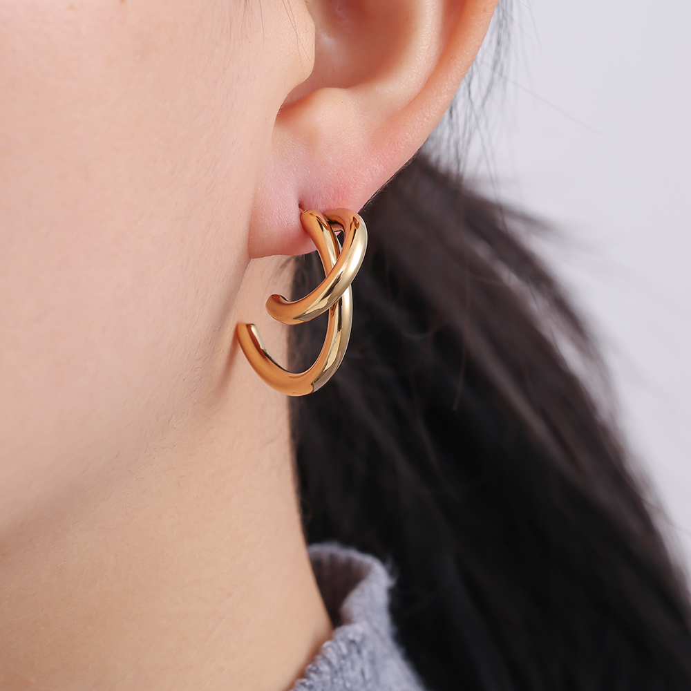 Edelstahl Ohrringe 3cm Free Line Half Hoop
