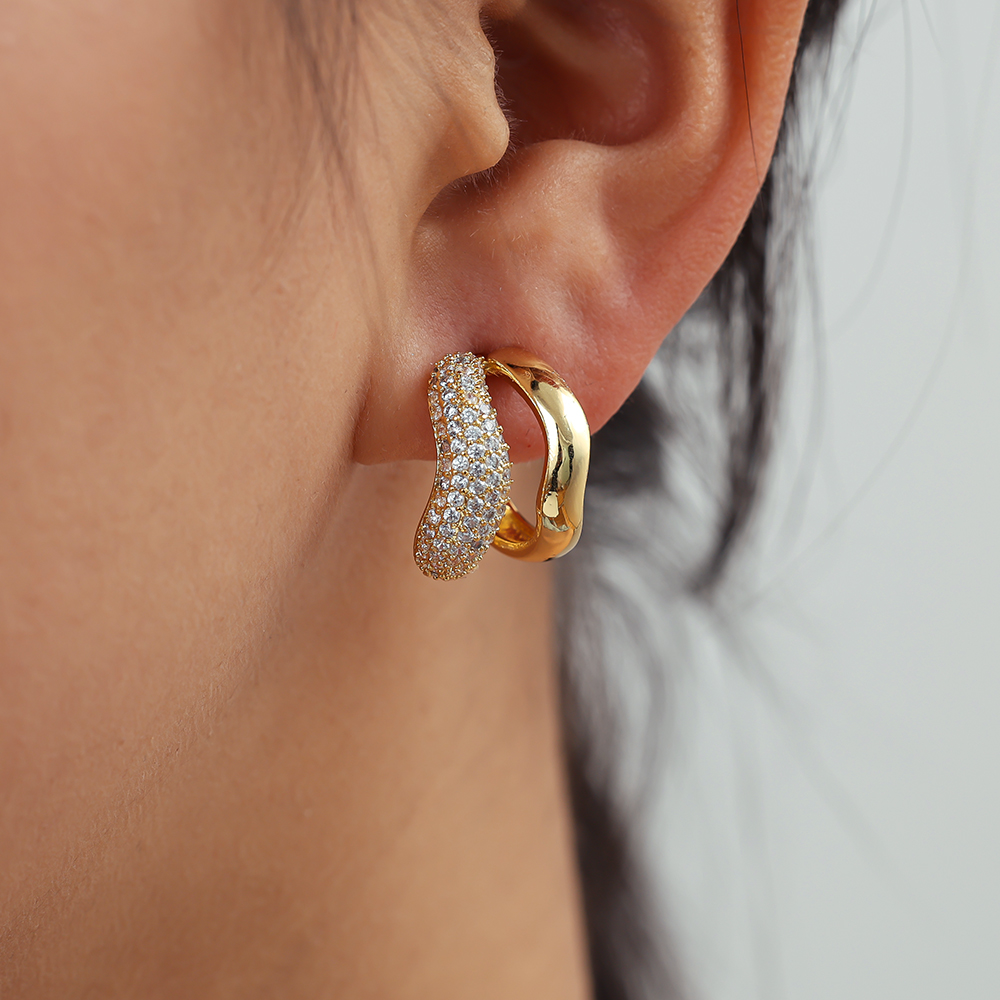 Vergoldete Ohrringe 18mm Zirkonia zweilagige Soft Wave