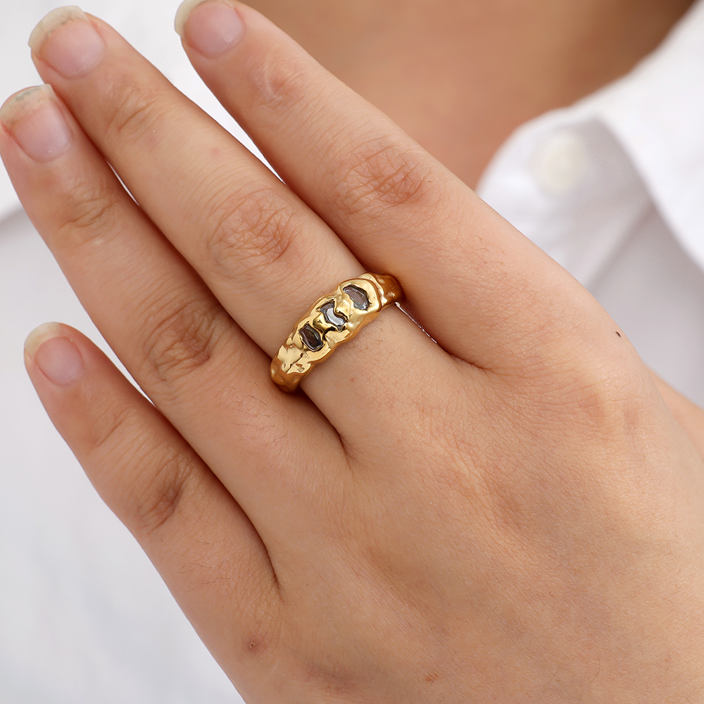 Edelstahl Ring Three Diamonds