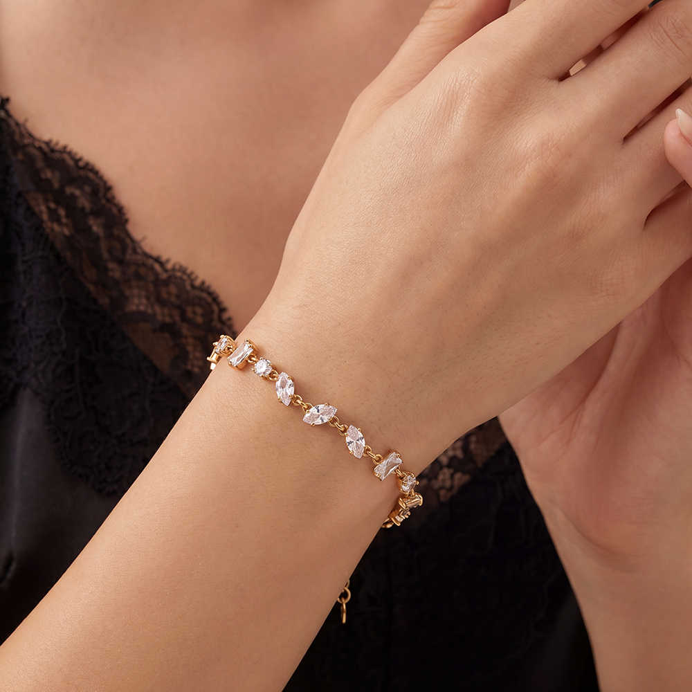 Edelstahl Armband 17cm verschiedenen Formen funkelnde Zirkonia     