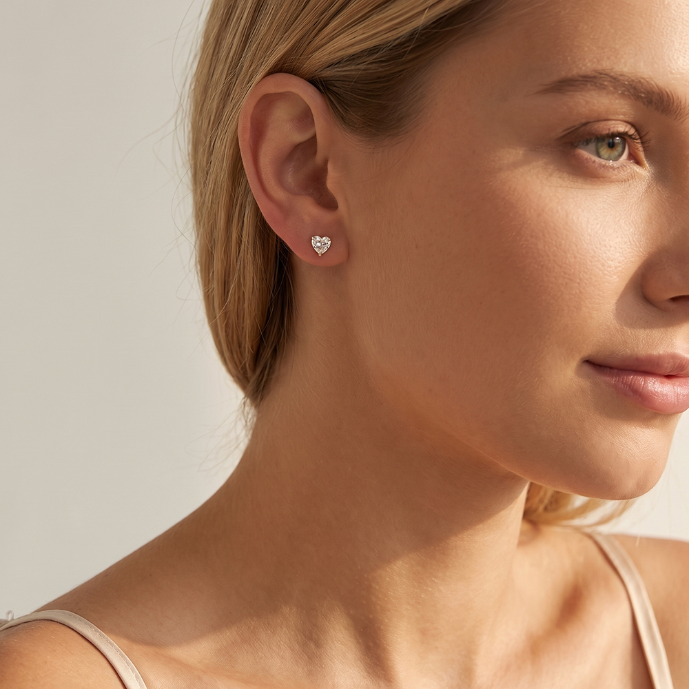 Edelstahl Ohrringe 5.8mm Zirkonia Herz