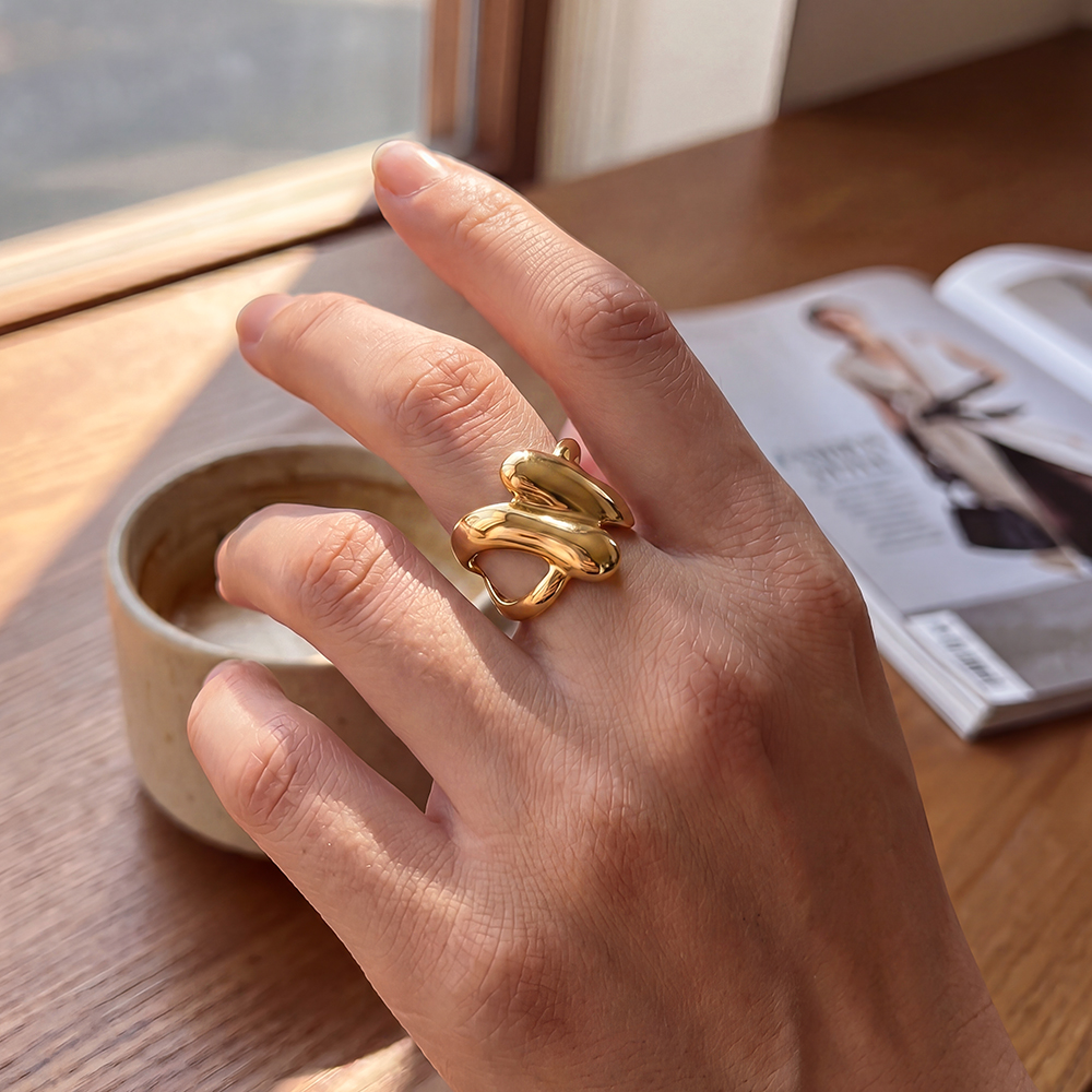 Edelstahl Ring Verstellbar Wellenoptik Gekreuzt
